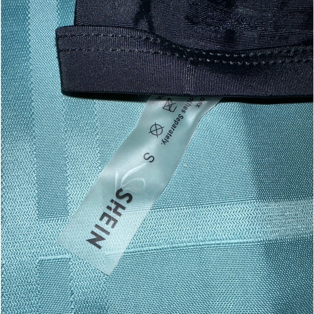 Shein 2pc. - Picture 4 of 5
